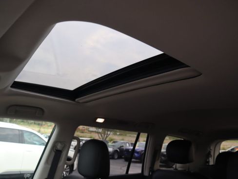 Used 2024 Nissan Armada SL w/ Cargo Package image 15