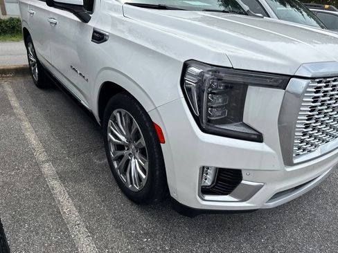 Used 2023 GMC Yukon Denali w/ Denali Reserve Package AWD/4WD image 4