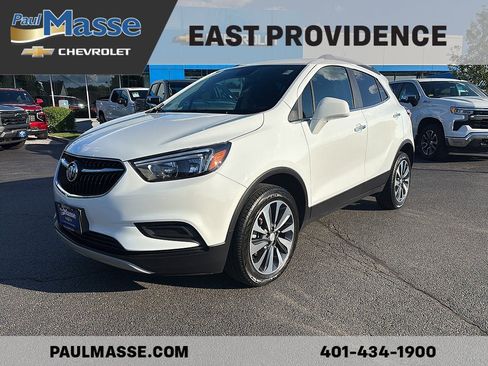 Certified 2022 Buick Encore Preferred AWD/4WD image 1