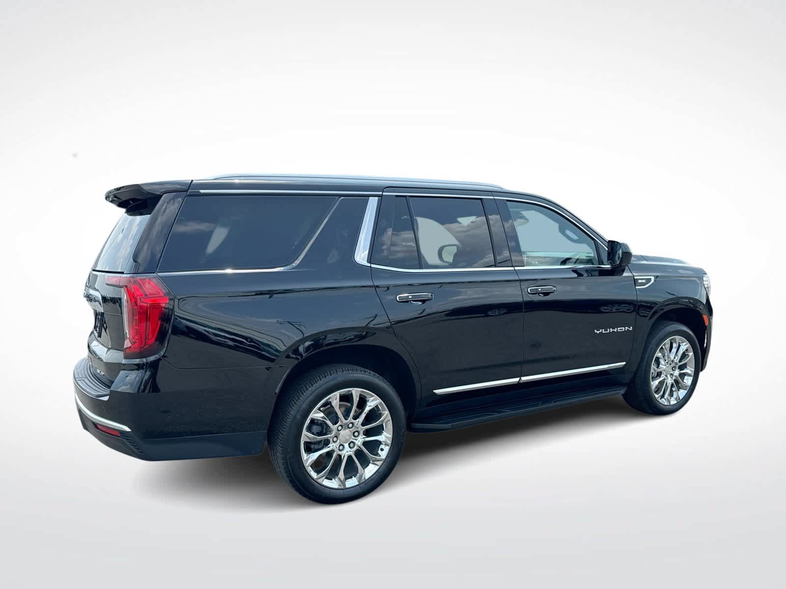 Used 2023 GMC Yukon SLT AWD/4WD image 8