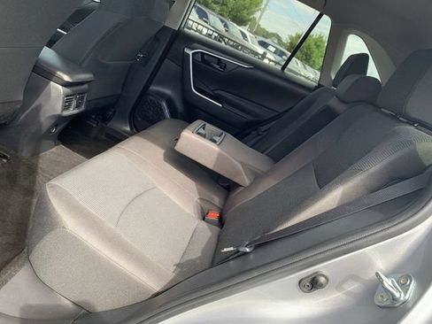 Certified 2025 Toyota RAV4 LE FWD image 10