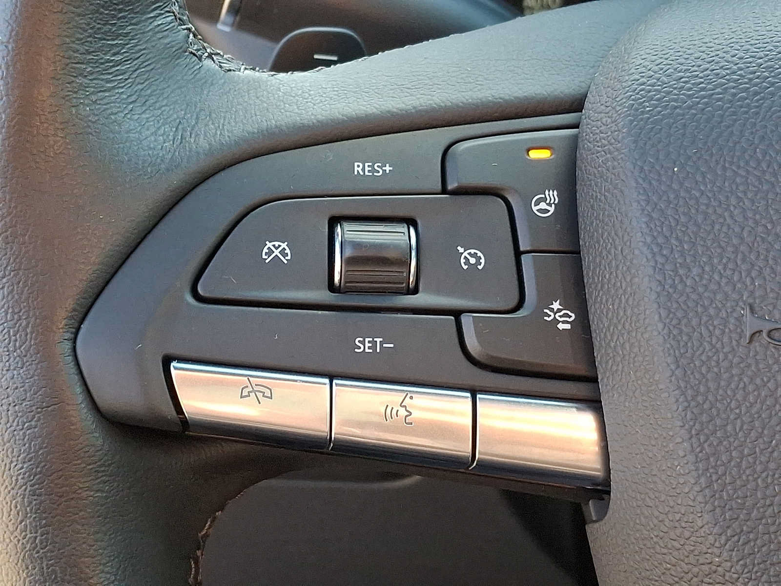 Used 2026 Cadillac CT4 Luxury w/ Sun And Sound Package AWD/4WD image 18