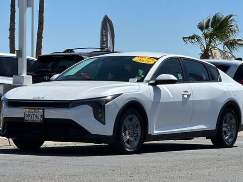 Used 2025 Kia K4 FWD image 7