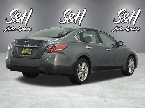 Used 2015 Nissan Altima 2.5 SV w/ Convenience Package image 21