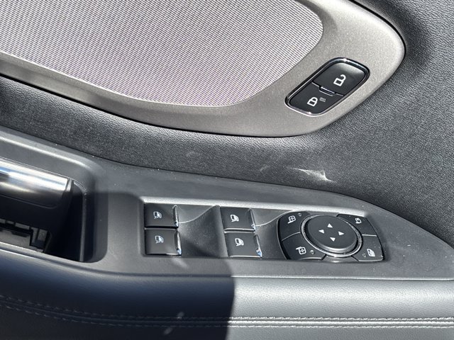 Used 2026 Ford Expedition Active AWD/4WD image 23