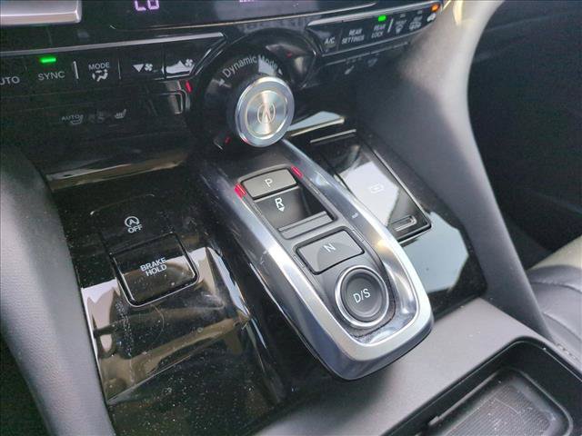 Used 2025 Acura MDX w/ Technology Package FWD image 12