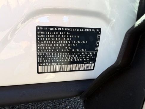 New 2026 Volkswagen Tiguan SE FWD image 24