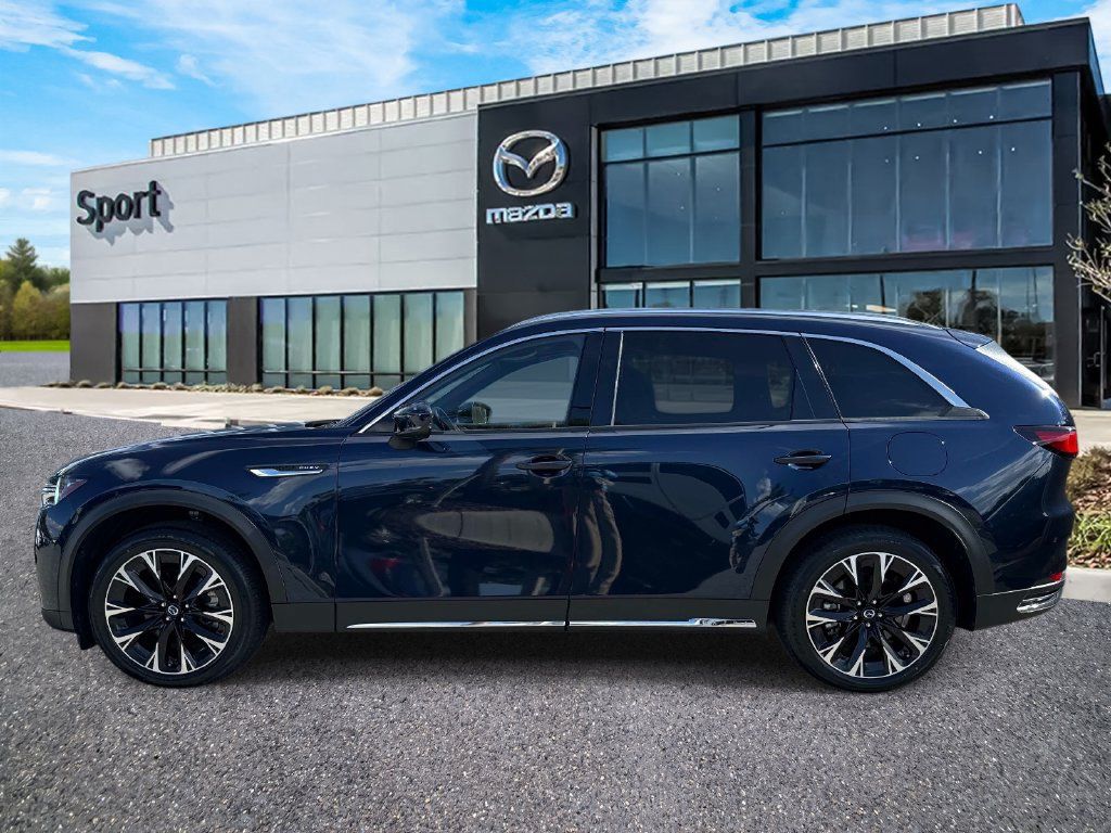 Certified 2025 MAZDA CX-90 Plug-In Hybrid w/ Premium Plus AWD/4WD image 7