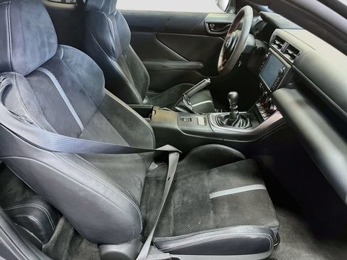 Used 2023 Toyota GR86 Premium RWD image 26