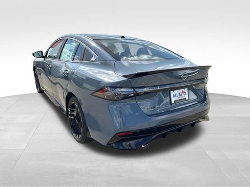 New 2026 Nissan Sentra SR w/ Floor Mat Package FWD image 7