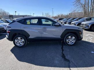 New 2026 Hyundai Kona SE video 2