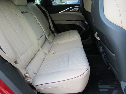 New 2026 Cadillac Lyriq V image 34