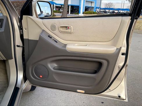 Used 2006 Toyota Highlander 2WD V6 image 21