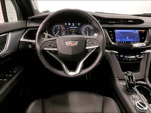 Used 2024 Cadillac XT6 Sport AWD/4WD image 6
