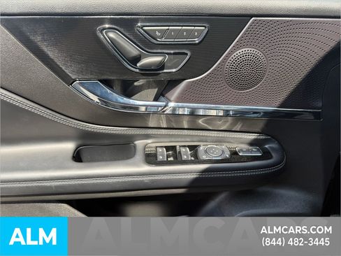 Used 2023 Lincoln Corsair AWD w/ Equipment Group 101A image 27