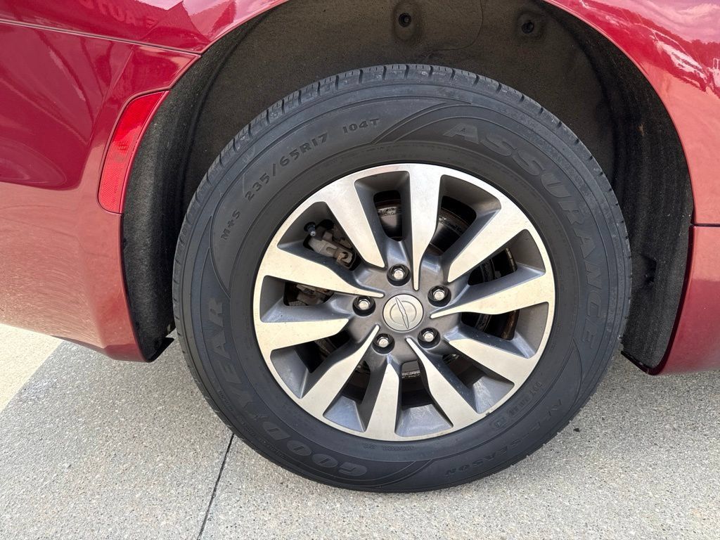 Used 2020 Chrysler Pacifica Touring-L Plus FWD image 57