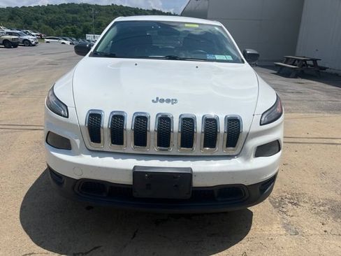 Used 2014 Jeep Cherokee Sport AWD/4WD image 11