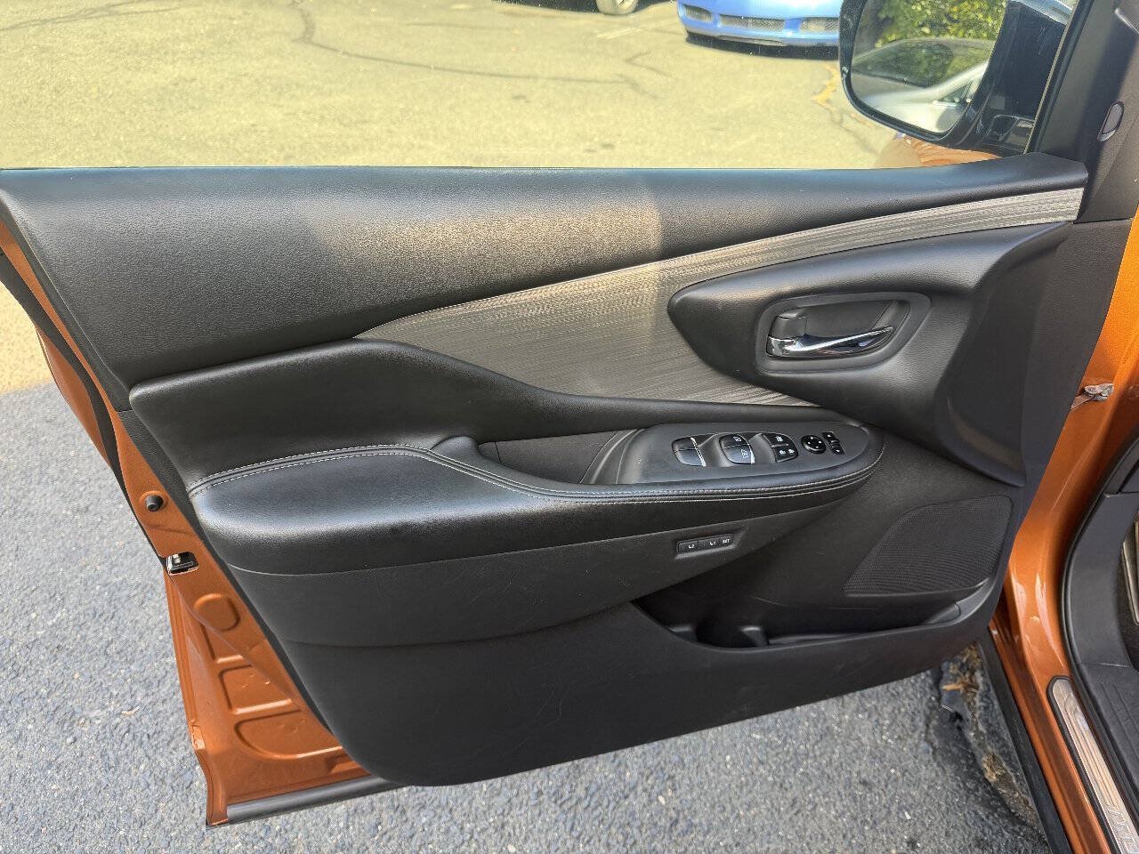 Used 2015 Nissan Murano Platinum w/ Platinum Technology Package AWD/4WD image 10