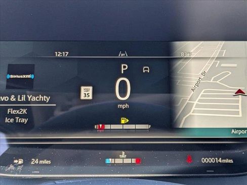 New 2025 Land Rover Range Rover SE image 11