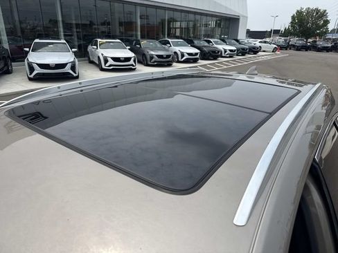 Certified 2023 Cadillac XT5 Premium Luxury AWD/4WD image 14