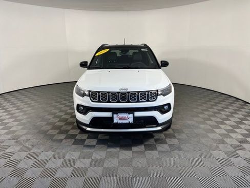 Used 2026 Jeep Compass Limited AWD/4WD image 2