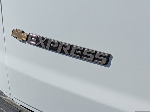 New 2025 Chevrolet Express 2500 Extended w/ Driver Convenience Package image 10