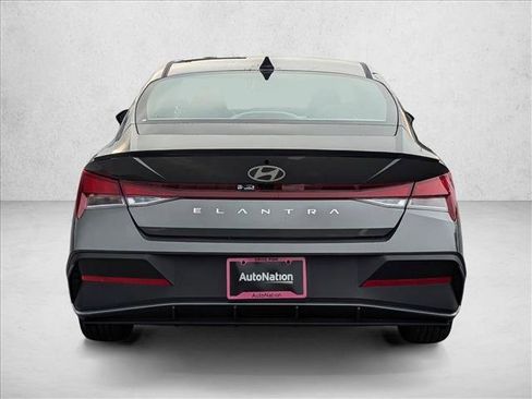 New 2026 Hyundai Elantra Sport image 7