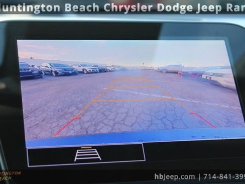 Used 2023 Chevrolet Malibu LT image 29