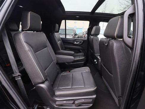 Used 2022 GMC Yukon SLT w/ SLT Premium Package image 69