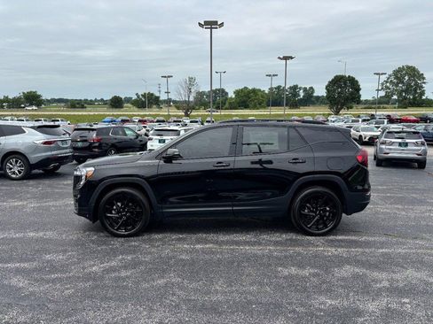Certified 2024 GMC Terrain SLT w/ Tech Package AWD/4WD image 2