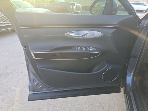 Used 2026 Genesis GV70 2.5T AWD/4WD image 13