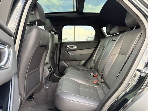 Used 2025 Land Rover Range Rover Velar Dynamic SE image 5