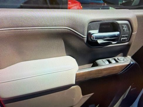Used 2019 GMC Sierra 1500 SLT AWD/4WD image 10