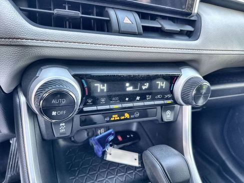 Used 2023 Toyota RAV4 XLE image 27