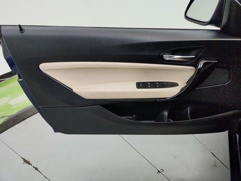 Used 2017 BMW 230i Convertible RWD image 19