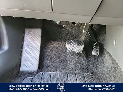 Certified 2023 Volkswagen Taos SE image 37