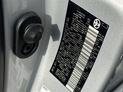 Used 2023 Toyota Corolla LE image 32