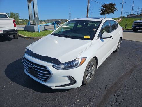 Used 2017 Hyundai Elantra Value Edition w/ Cargo Package FWD image 3