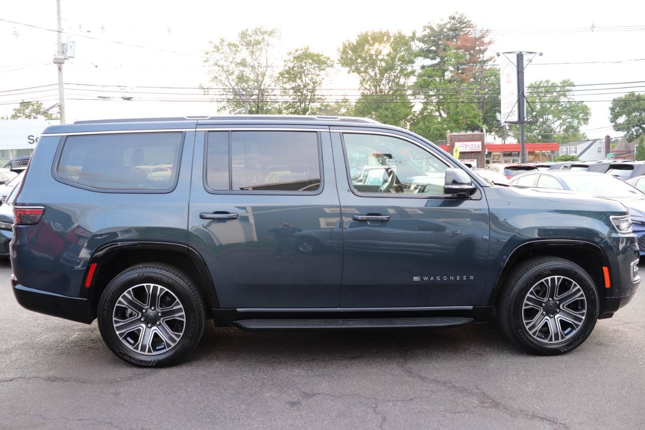 Used 2024 Jeep Wagoneer Series II AWD/4WD image 6
