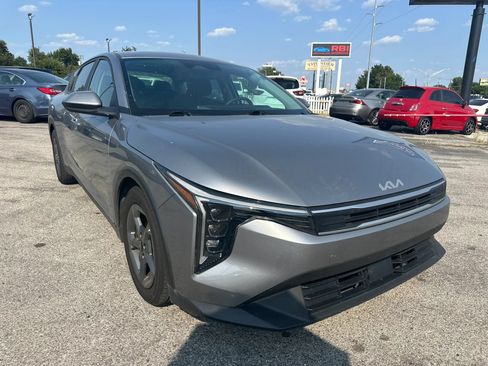 Used 2025 Kia K4 FWD image 29