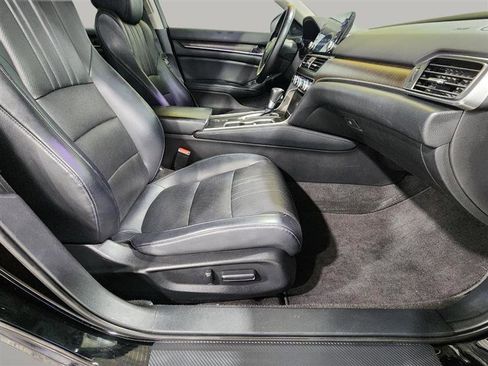 Used 2018 Honda Accord EX-L image 25