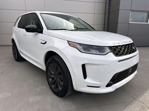 Used 2025 Land Rover Discovery Sport S image 3