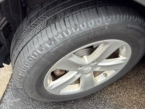 Used 2014 Toyota RAV4 XLE image 6