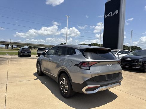 Certified 2025 Kia Sportage LX FWD image 24