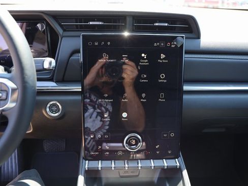 New 2026 GMC Terrain Elevation image 17