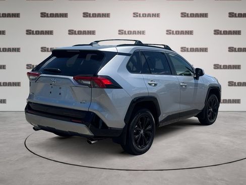 Used 2025 Toyota RAV4 SE w/ Weather Package AWD/4WD image 5