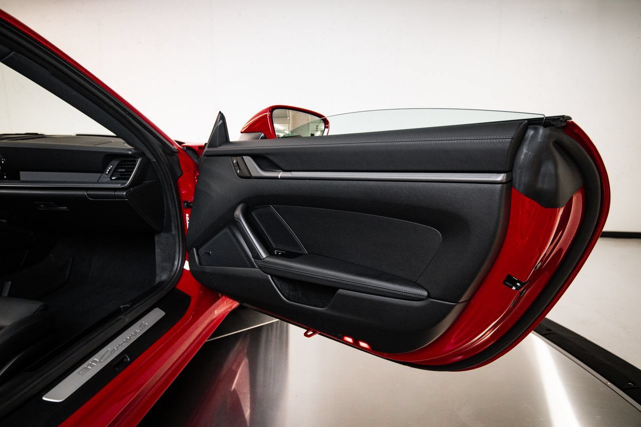 Certified 2025 Porsche 911 Carrera S RWD image 27
