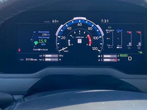 Used 2023 Toyota Tundra Limited w/ Power Package AWD/4WD image 25