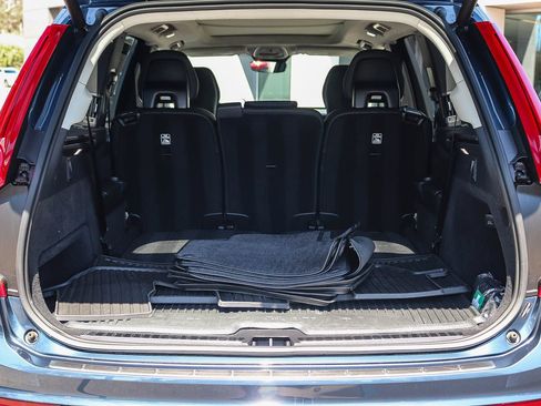Used 2025 Volvo XC90 T8 Plus w/ Protection Package Premier AWD/4WD image 30