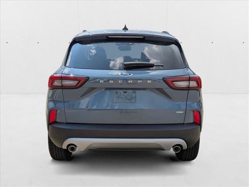 New 2025 Ford Escape SE image 8